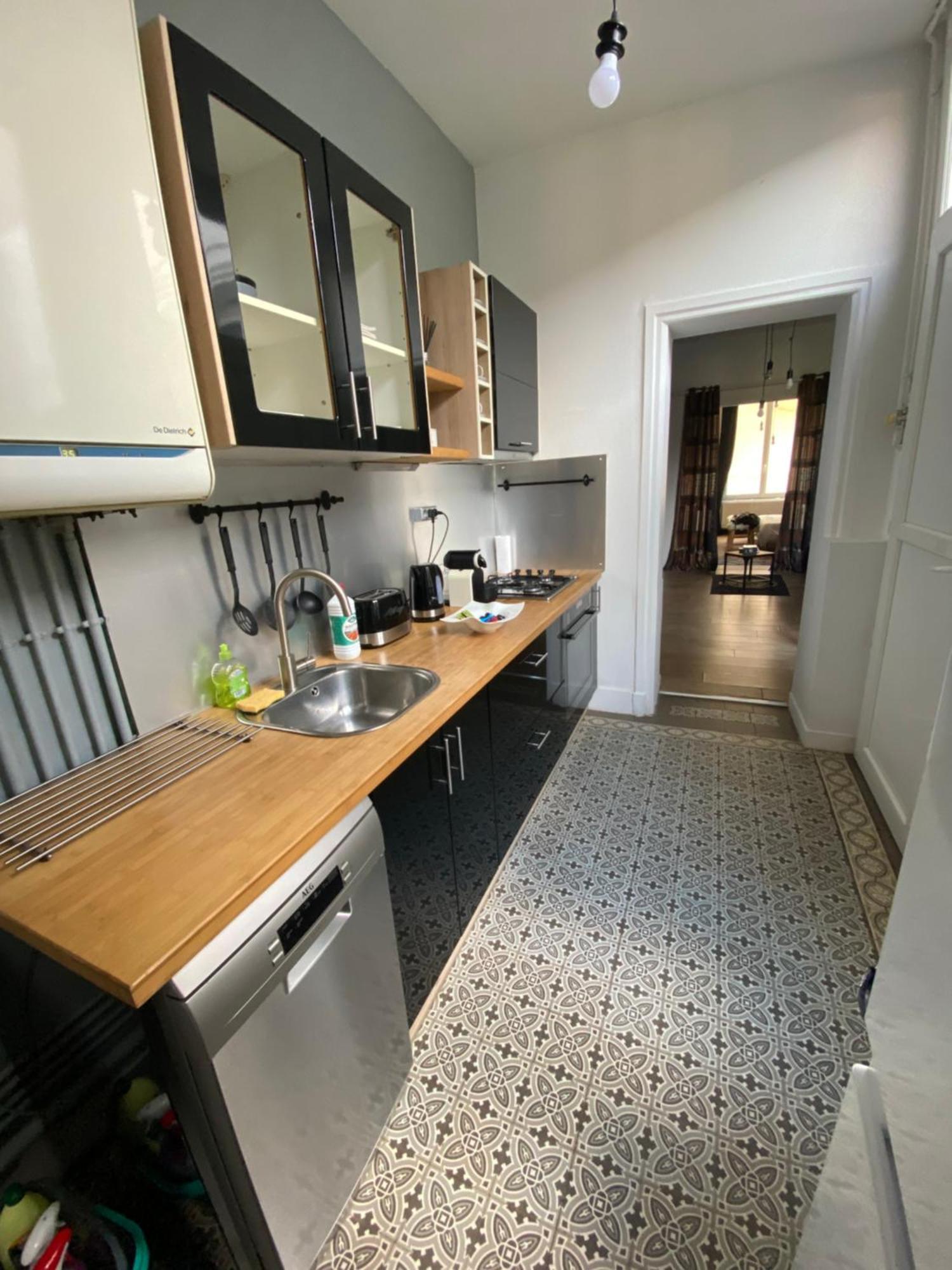 Appartement Hyper Centre Reims Le Gite Du Sorcier Exterior photo